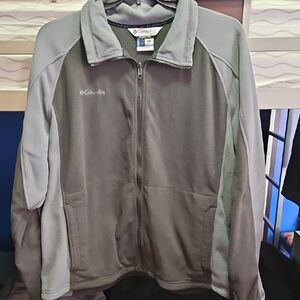 Columbia Men's Two-Tone Gray Fleece Jacket
